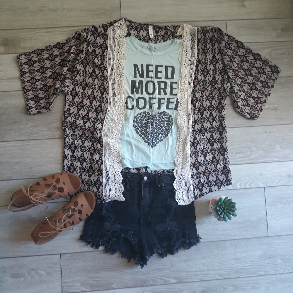 Xhilaration patterned kimono with lace trim